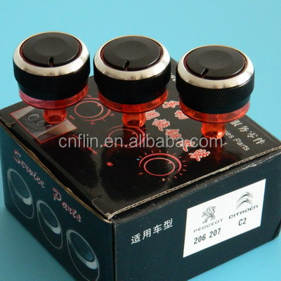 取り付けを行うために収まるプジョーシトロエンc2206207a/℃の熱制御ノブスイッチ黒問屋・仕入れ・卸・卸売り