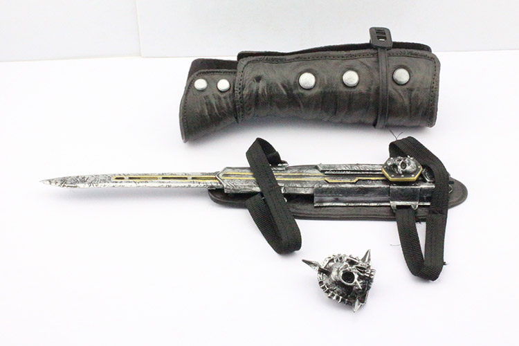 ASSASSIN´S CREED IV/ HOJA OCULTA EDWARD KENWAY HIDDEN BLADE 11 IN BOX