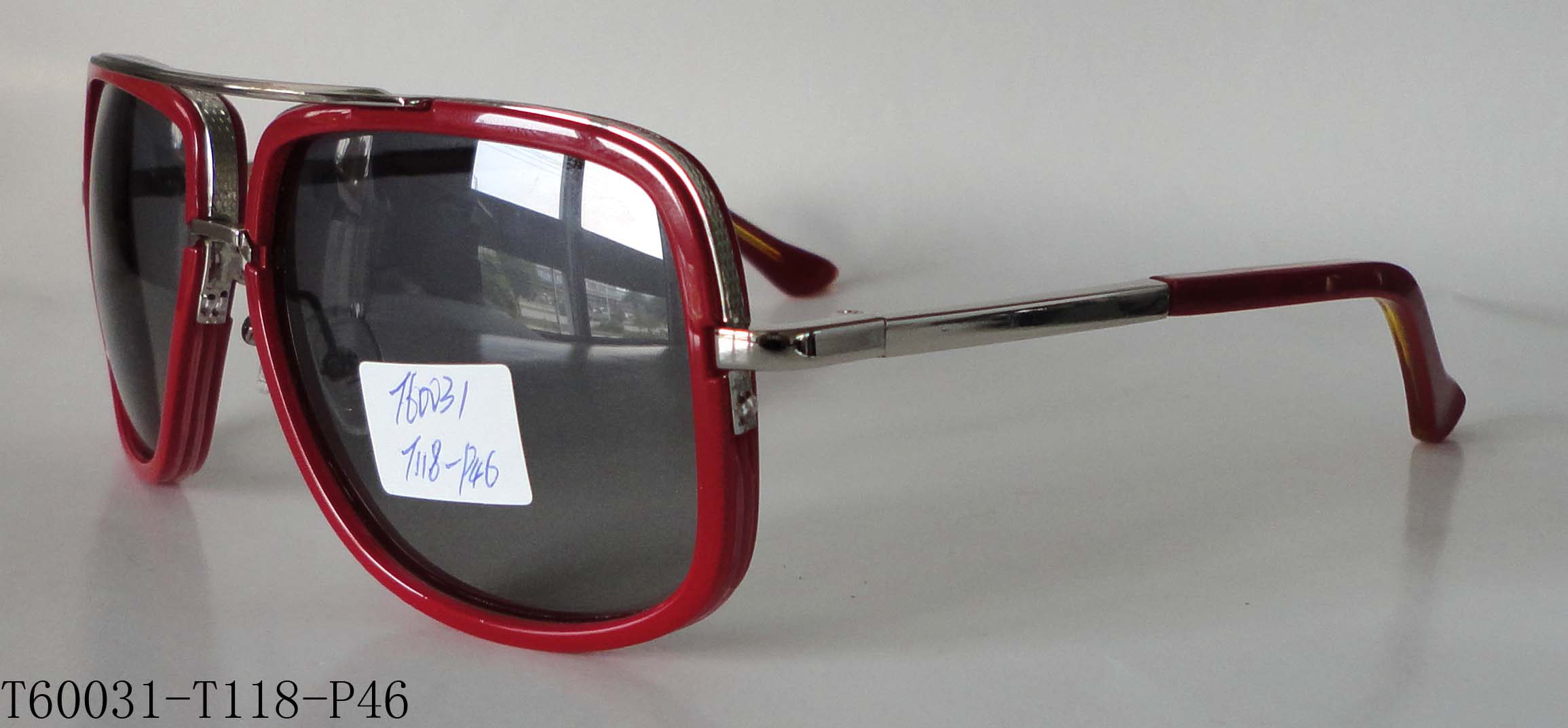 ブランド流行のサングラス( t60031)問屋・仕入れ・卸・卸売り
