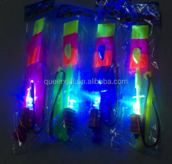 点滅する光led飛行ヘリコプター問屋・仕入れ・卸・卸売り
