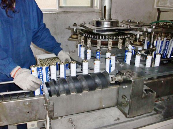 本物の工場! paslode釘打機の燃料のためのガスim350/325v。 c。 紙照合ストリップ爪問屋・仕入れ・卸・卸売り