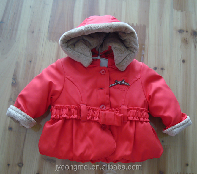 赤ちゃんの冬の赤いコートベルト付き仕入れ・メーカー・工場