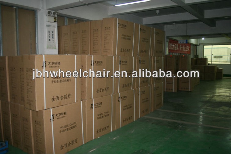 Folding lightweight power wheelchair with lithium battery