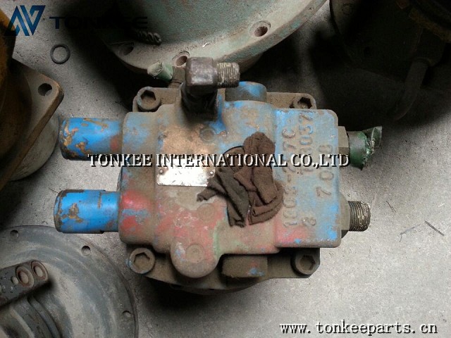 S265 SWING MOTOR WITHOUT GEARBOX.jpg