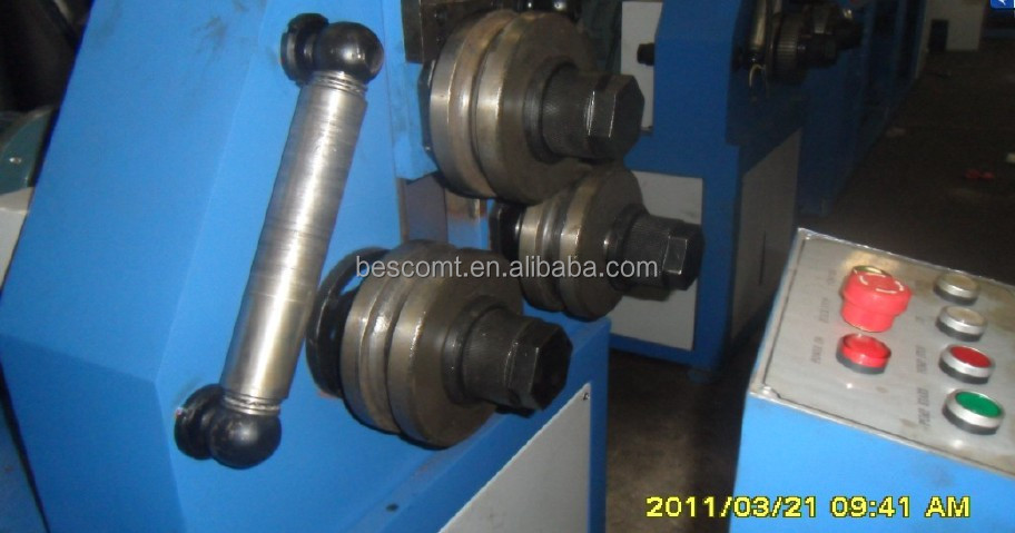 正方形の管圧延機、 角管曲げ機、 マシンを形成する角筒仕入れ・メーカー・工場