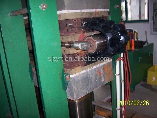 ゴム建築用トラック/農業機械、 ラバーベルト、 ショベル用ラバートラック問屋・仕入れ・卸・卸売り