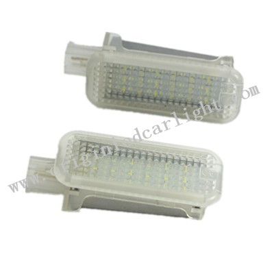AUDI LED フットウェル ランプ問屋・仕入れ・卸・卸売り