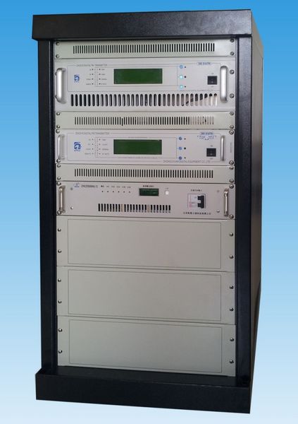 500W 1000W transmitter.jpg