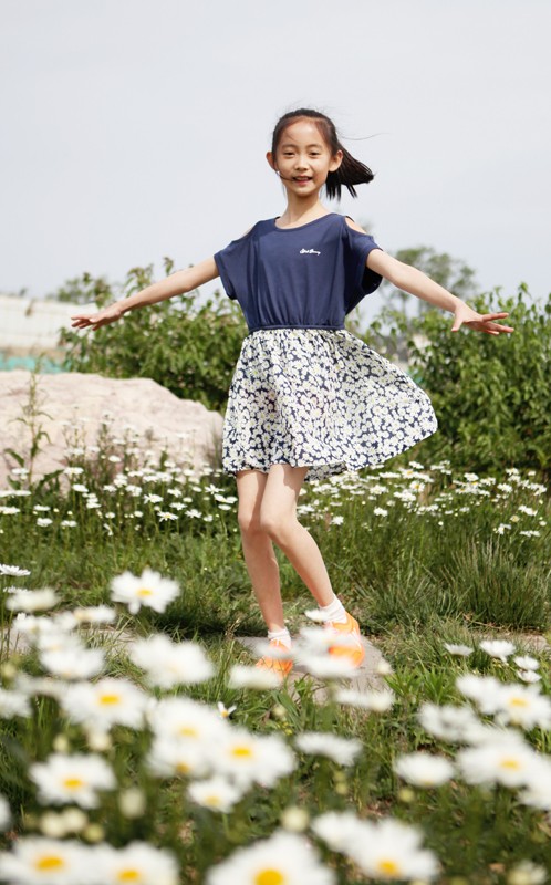 無料サンプル! 2016韓国のファッション新しいデザインlovly花学校の女の子パーティードレス子供仕入れ・メーカー・工場