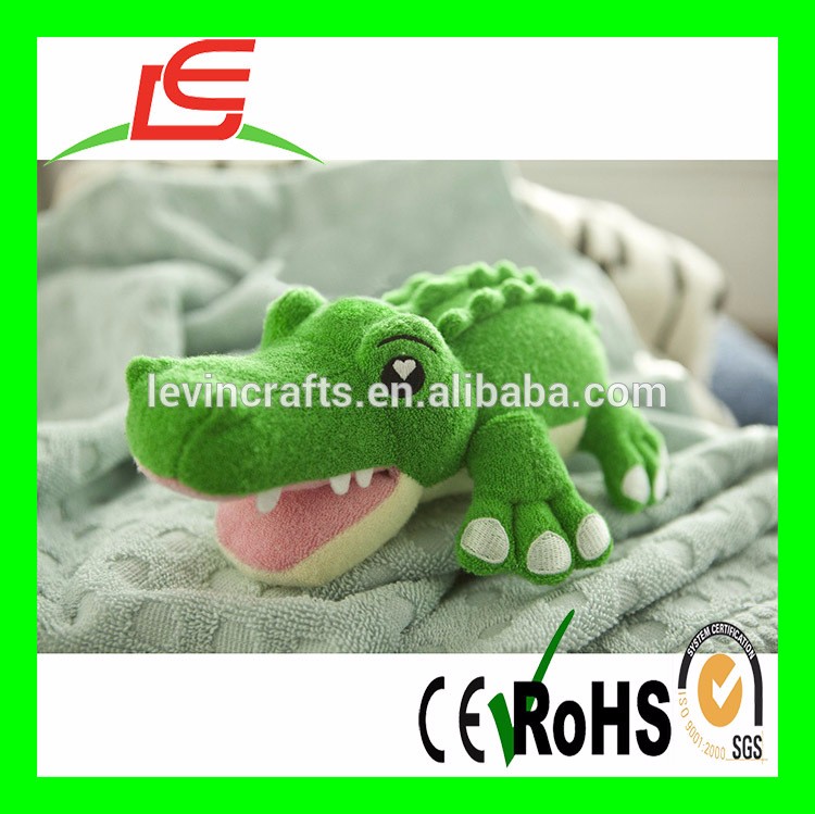 LE-B0132-SoapSox-Jackson-green-Gator-plush.jpg