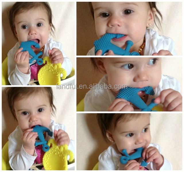 青クッキー形の赤ちゃんのおしゃぶりかむシリコーンプラスチック安全おしゃぶり問屋・仕入れ・卸・卸売り