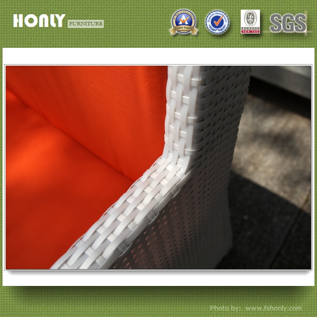 Luxury garden furniture modern restaurant dining tables and chairs