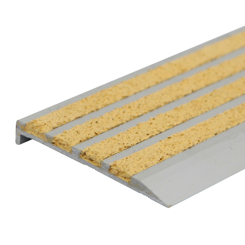 Four Abrasive Grit Strip Infill Outdoor Stair Treads For Stair Edging