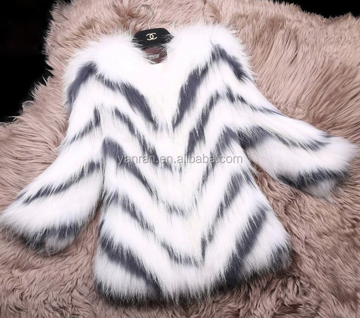 ヨーロピアンスタイルyr621犬の毛皮のコートアライグマ/黒と白の毛皮のコート/冬コートリアルファー問屋・仕入れ・卸・卸売り