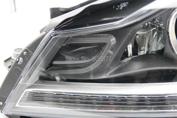 benz W204 headlight 7.JPG
