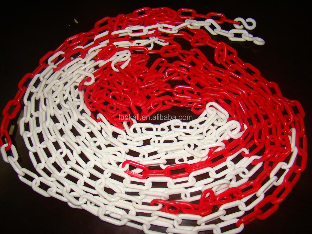 plastic chain.JPG