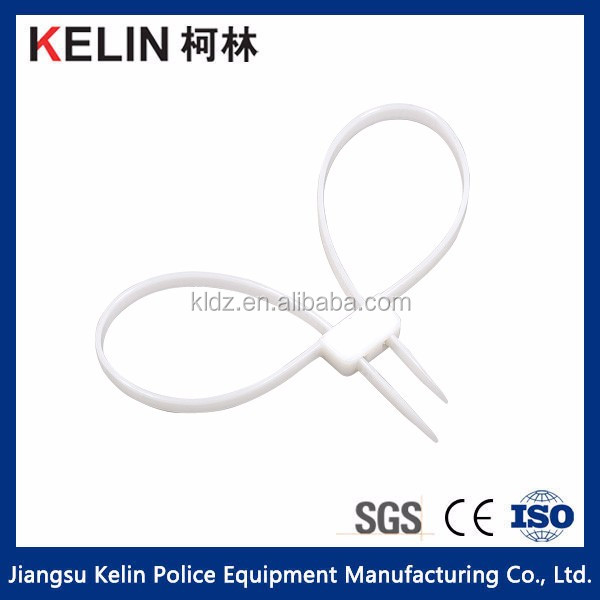 plastic handcuff.jpg