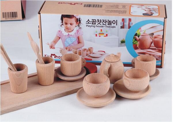 Natural toys girl raw