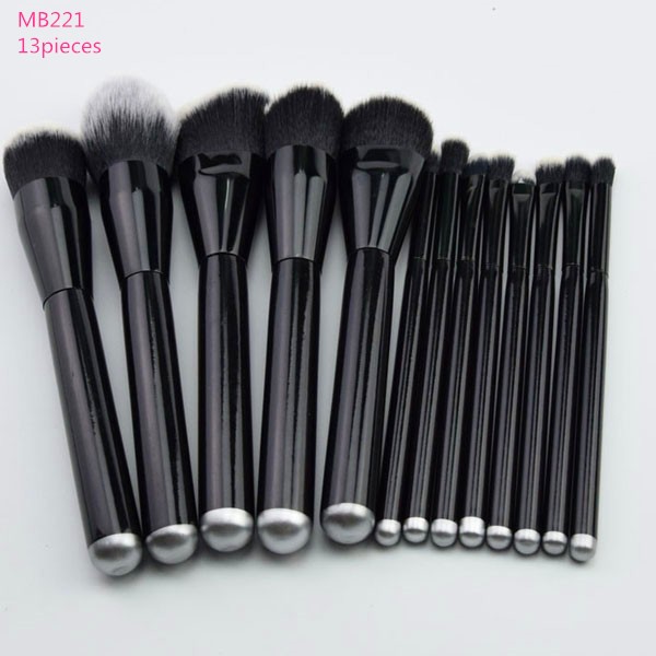 MB221.jpg