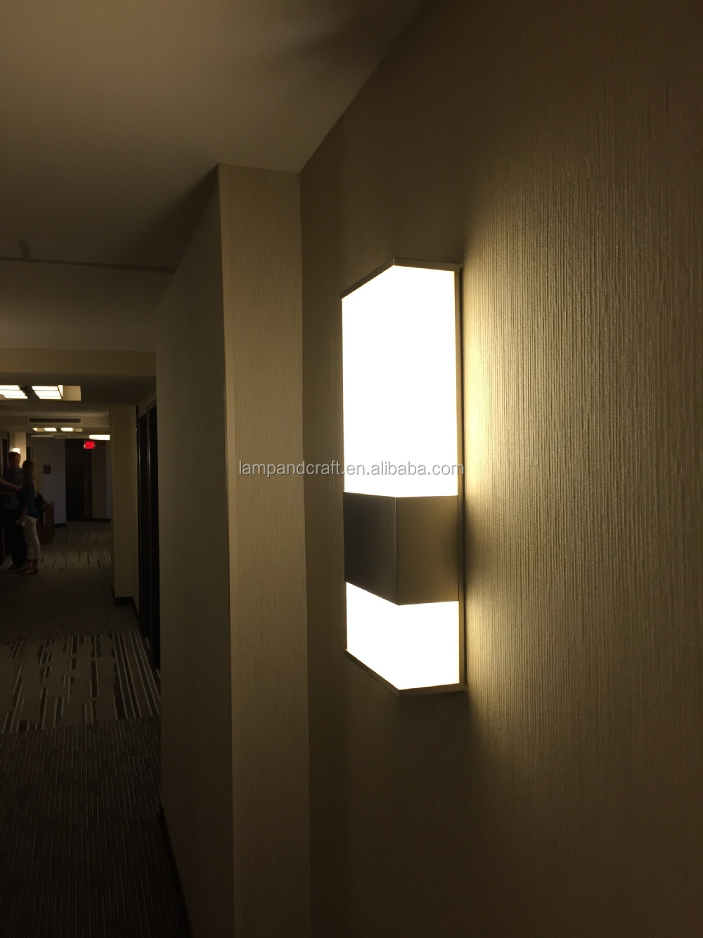 Hyatt place chambre hôtel projet d'éclairage pour lampe de bureau ...