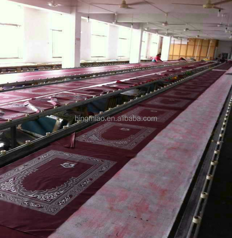 モスクの祈りのコンパス付きカーペットメモリ泡の祈りマット仕入れ・メーカー・工場