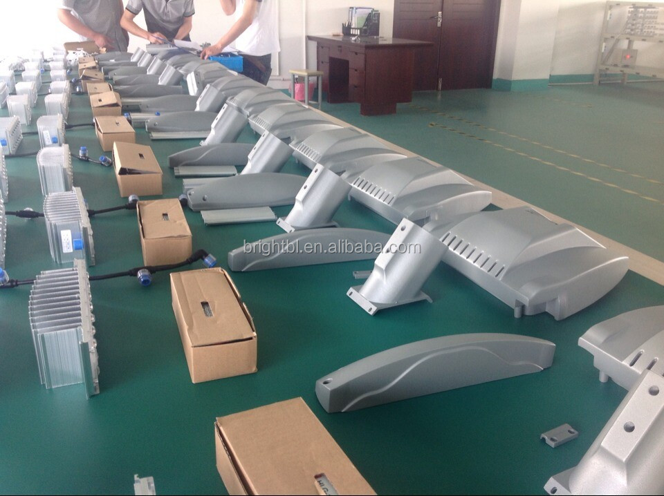 全体の特許ip6730w300ワットに一方ドライバとled街路灯問屋・仕入れ・卸・卸売り