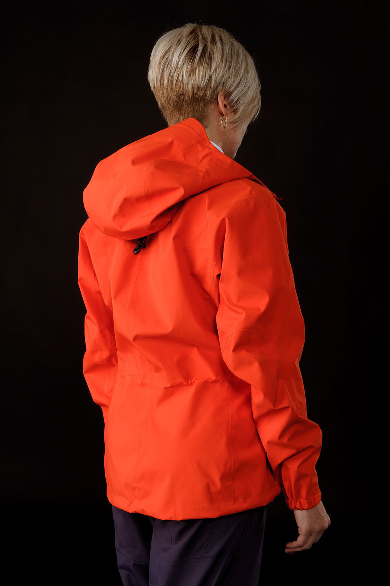 カスタム折り畳み式のナイロンの女性の防水ジャケット問屋・仕入れ・卸・卸売り