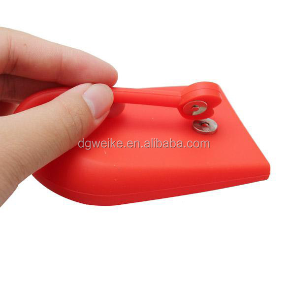 wholesale-key-chain-hasp-style-silicone-pouch (2).jpg