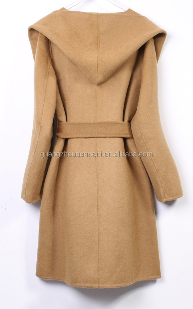 casaco feminino longo com capuz