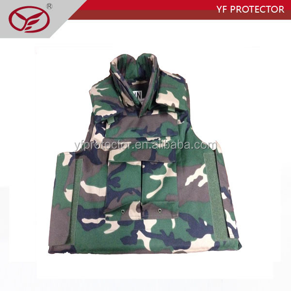 vest green.jpg
