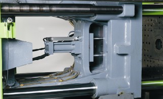 プラスチック射出成形機三プレート仕入れ・メーカー・工場