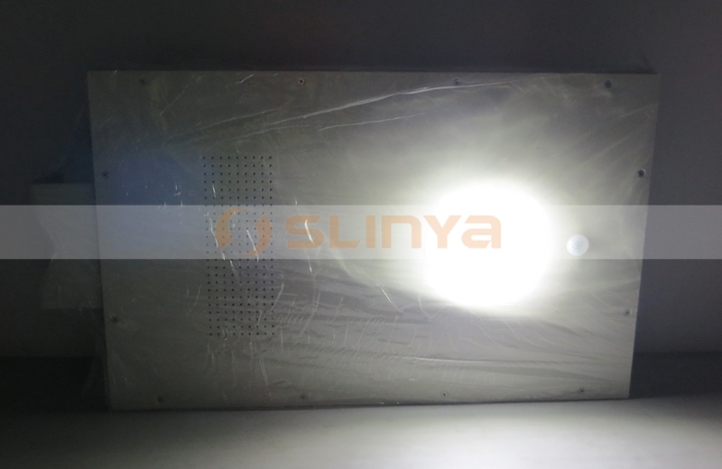 15 w solar lamp 8027 150414 (13).JPG