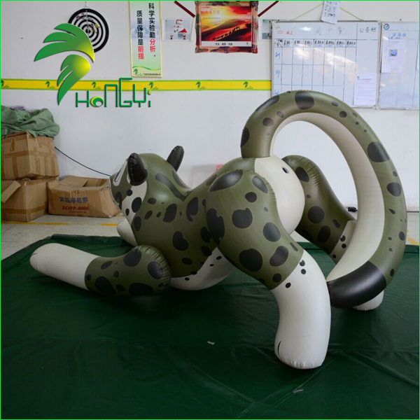inflatable leapord (2)