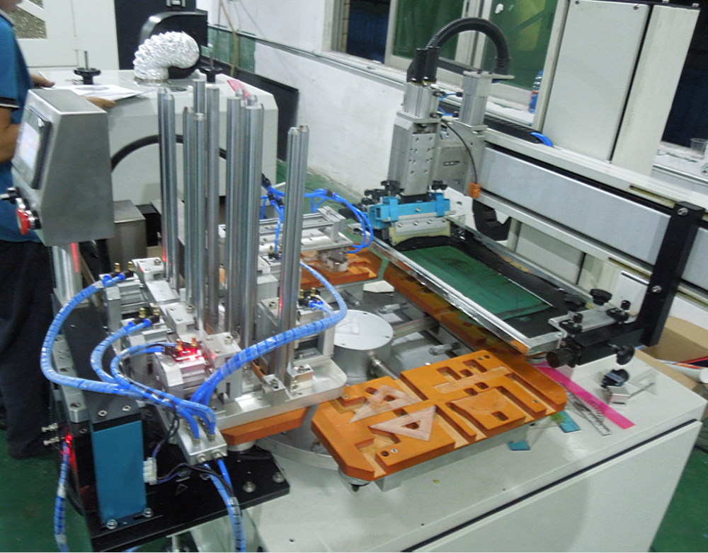hot sale automatic flatbed plastic rulers stationary UV Flat silk Screen Printing machine TH-300