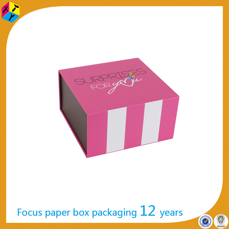 of red custom cardboard paper packaging gift hat box set  for