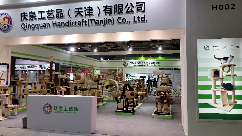 qqcatree工場の猫のサイザル麻パッドを傷つけない販売のための現代的な猫スクラッチポスト仕入れ・メーカー・工場