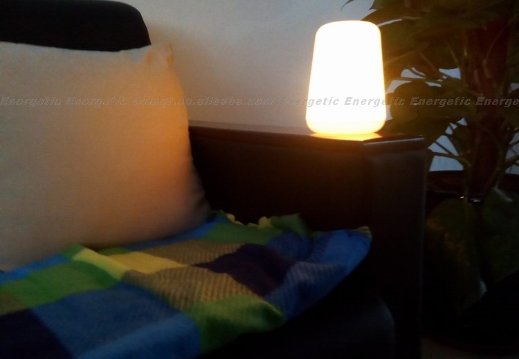 新しいデザインデスクランプledテーブルライト屋外充電式led超明るいハイキングライトキャンプランタン仕入れ・メーカー・工場