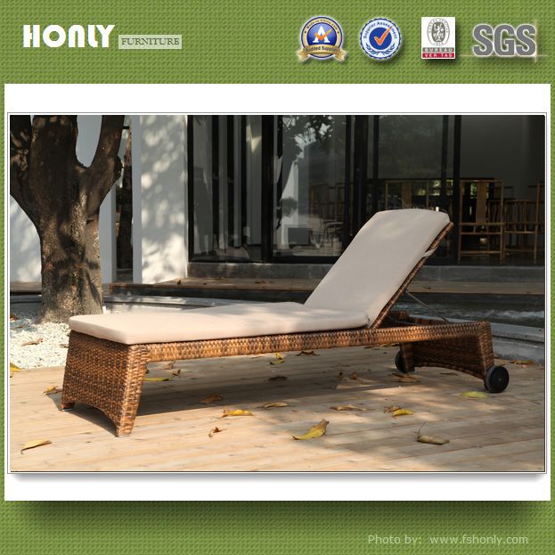 Outdoor garden stackable sun lounger brown rattan sun lounger