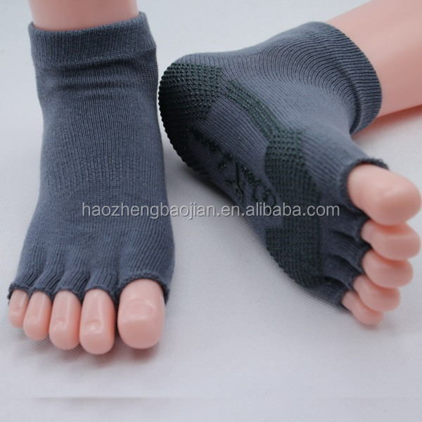 最も快適な足指の部分が女性ピラティスヨガグリップ靴下仕入れ・メーカー・工場