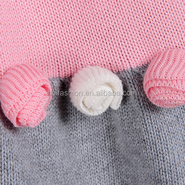 ピンクの女の子の手刺繍付きカーディガンのニット赤ちゃんのセーターのデザイン仕入れ・メーカー・工場