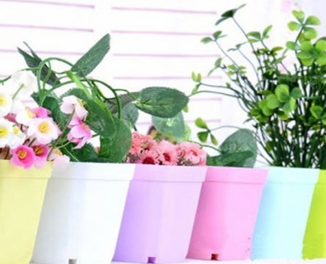 カラフルな屋外の庭の装飾の安価なプラスチック製の植木鉢仕入れ・メーカー・工場