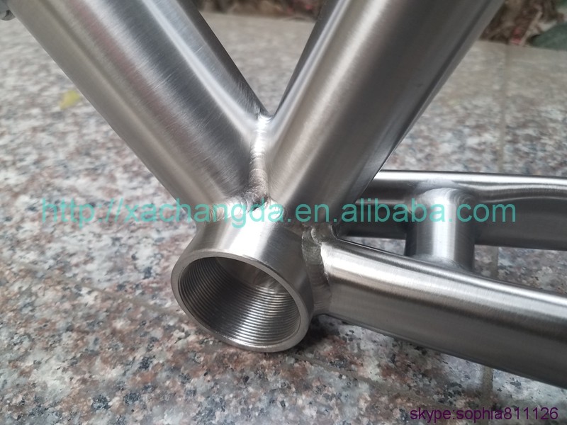 Ti road breakaway bike frame3.jpg