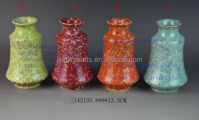 D142135.jpg