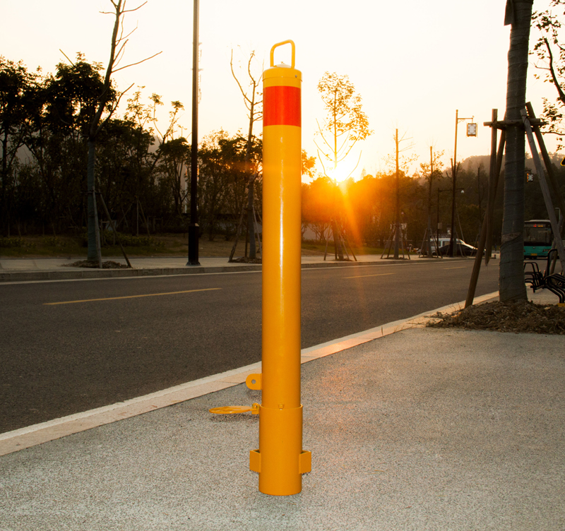 Removable Road Safety Yellow Coated Bollard