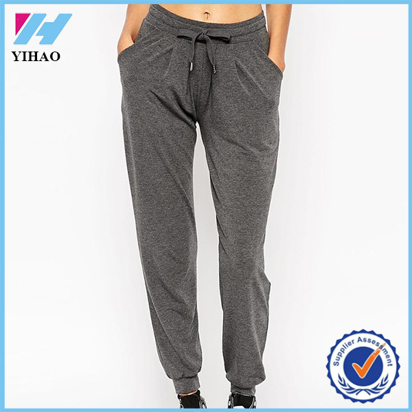 Jacket Season is Here Discount scrubs, cheap scrubs, & clearance scrubs at Uniform Advantage. Our cheap scrubs include tops, pants & jackets perfect for any medical or nursing staff.