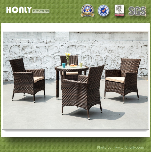 New design metal dining table set dining table set glass top weaving with rattan