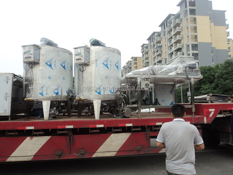 Chocolate enrobing machine of high quality