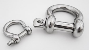 bow shackle 1