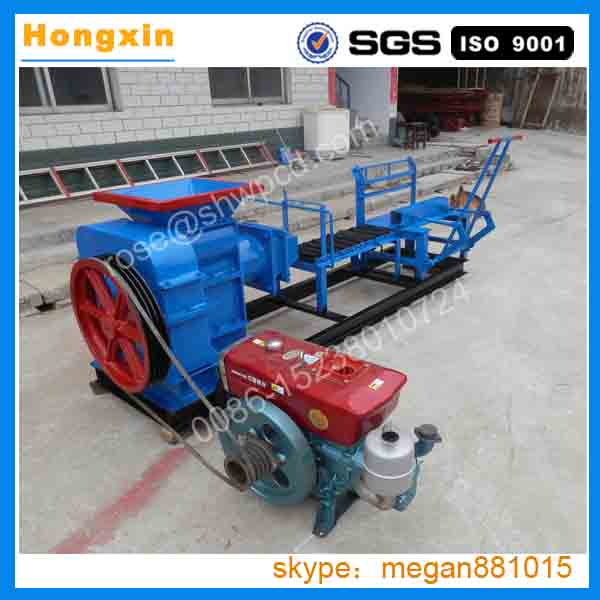 manul clay brick machine.jpg