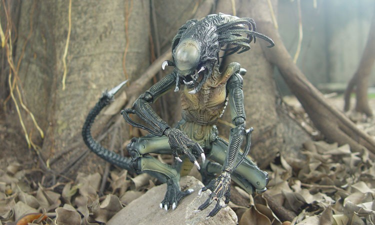 predalien toy neca